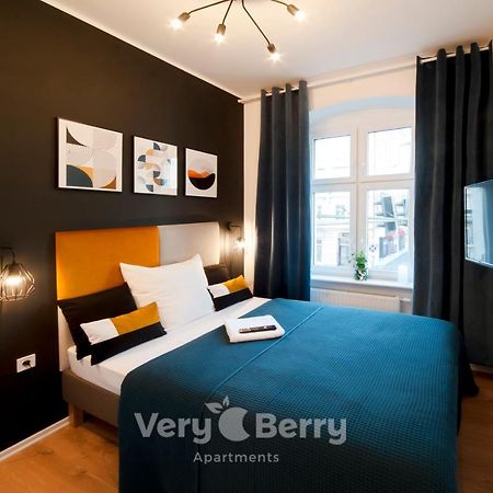 Very Berry - Glogowska 35A - Mtp Apartments - Self Check In 24H Познань Экстерьер фото