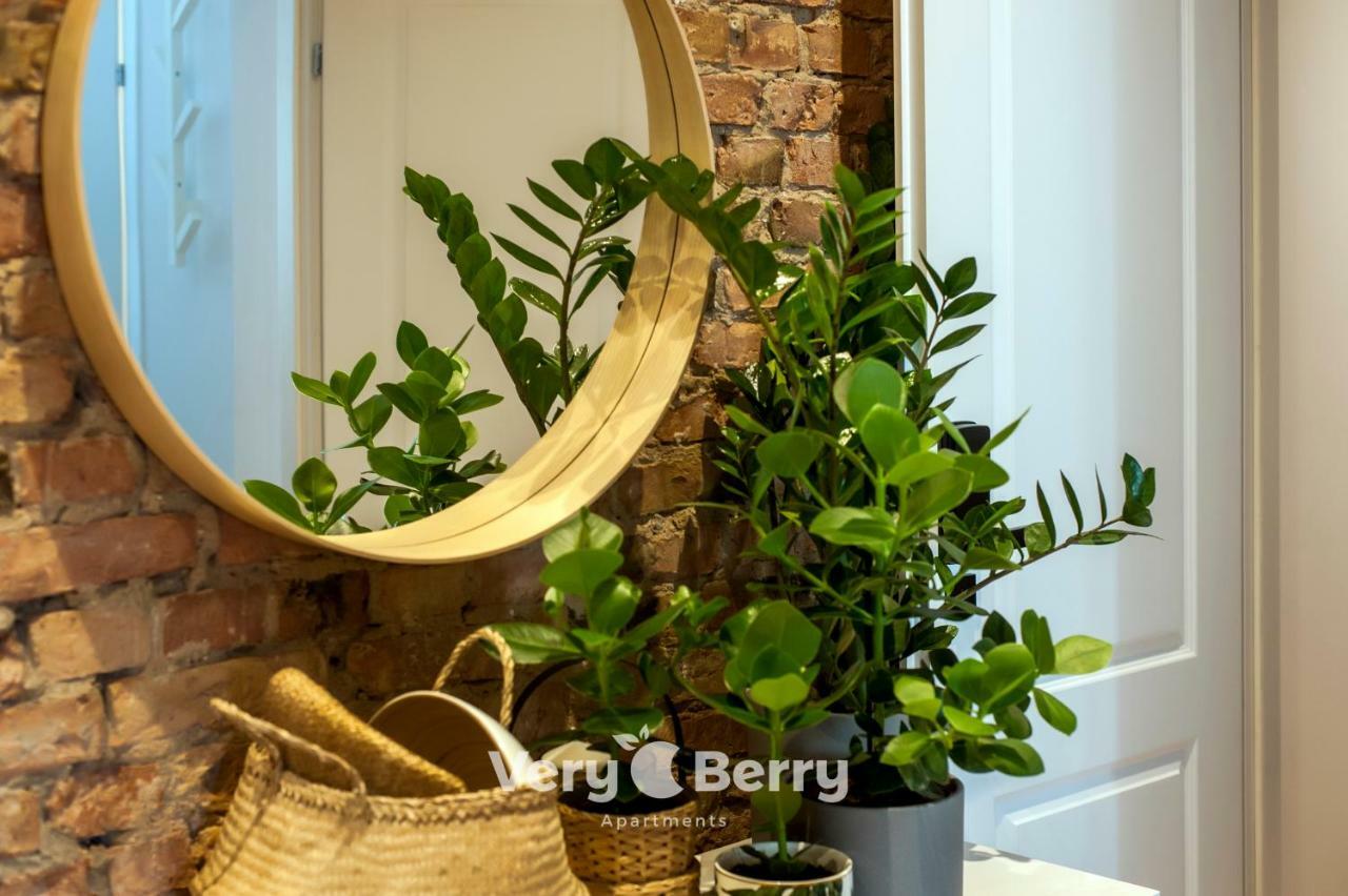 Very Berry - Glogowska 35A - Mtp Apartments - Self Check In 24H Познань Экстерьер фото