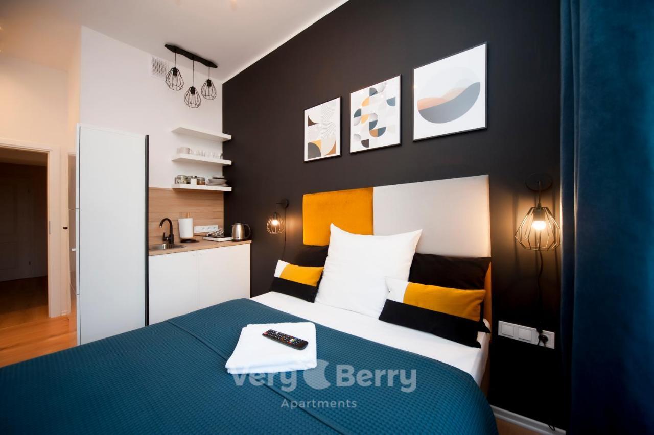 Very Berry - Glogowska 35A - Mtp Apartments - Self Check In 24H Познань Экстерьер фото
