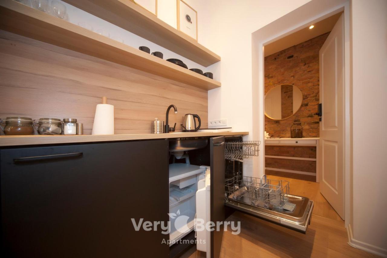 Very Berry - Glogowska 35A - Mtp Apartments - Self Check In 24H Познань Экстерьер фото